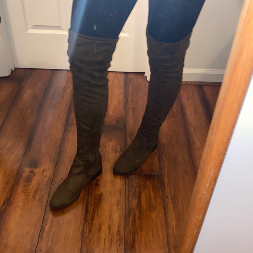 Over the knee boots - Picture 2 of 7